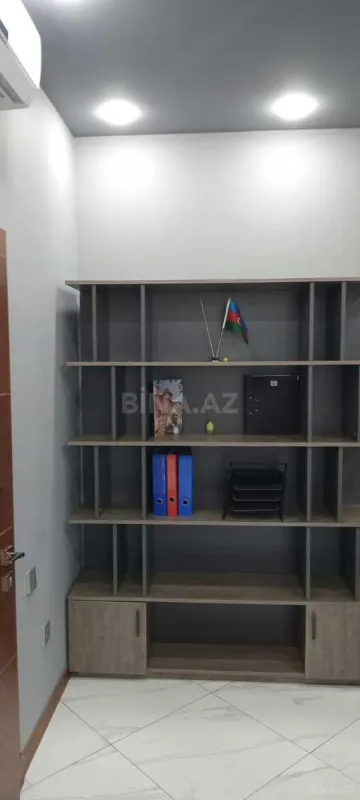 Kirayə verilir 3 otaqlı ofis 80 m²