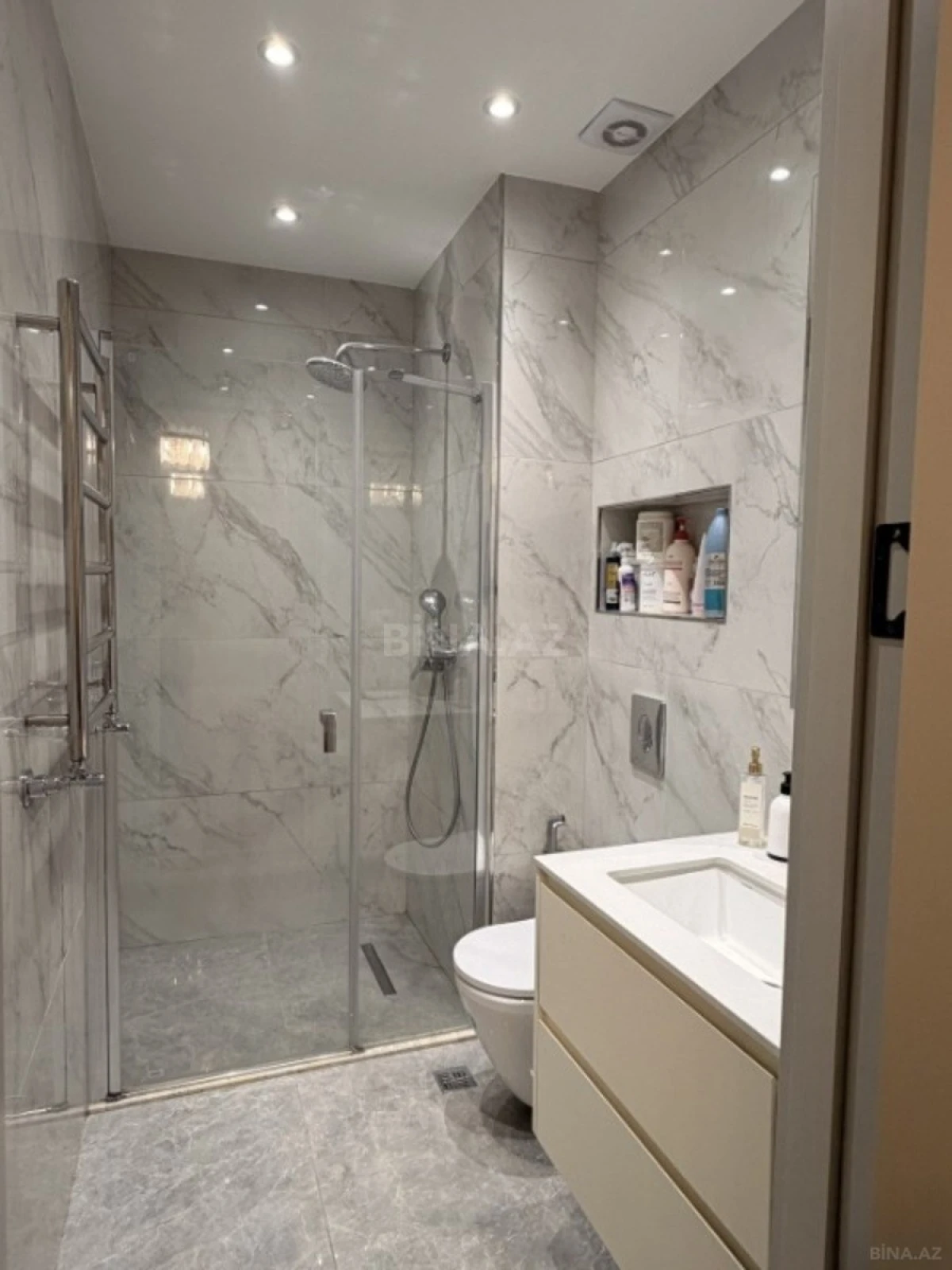 Satılır 3 otaqlı mənzil 85 m²