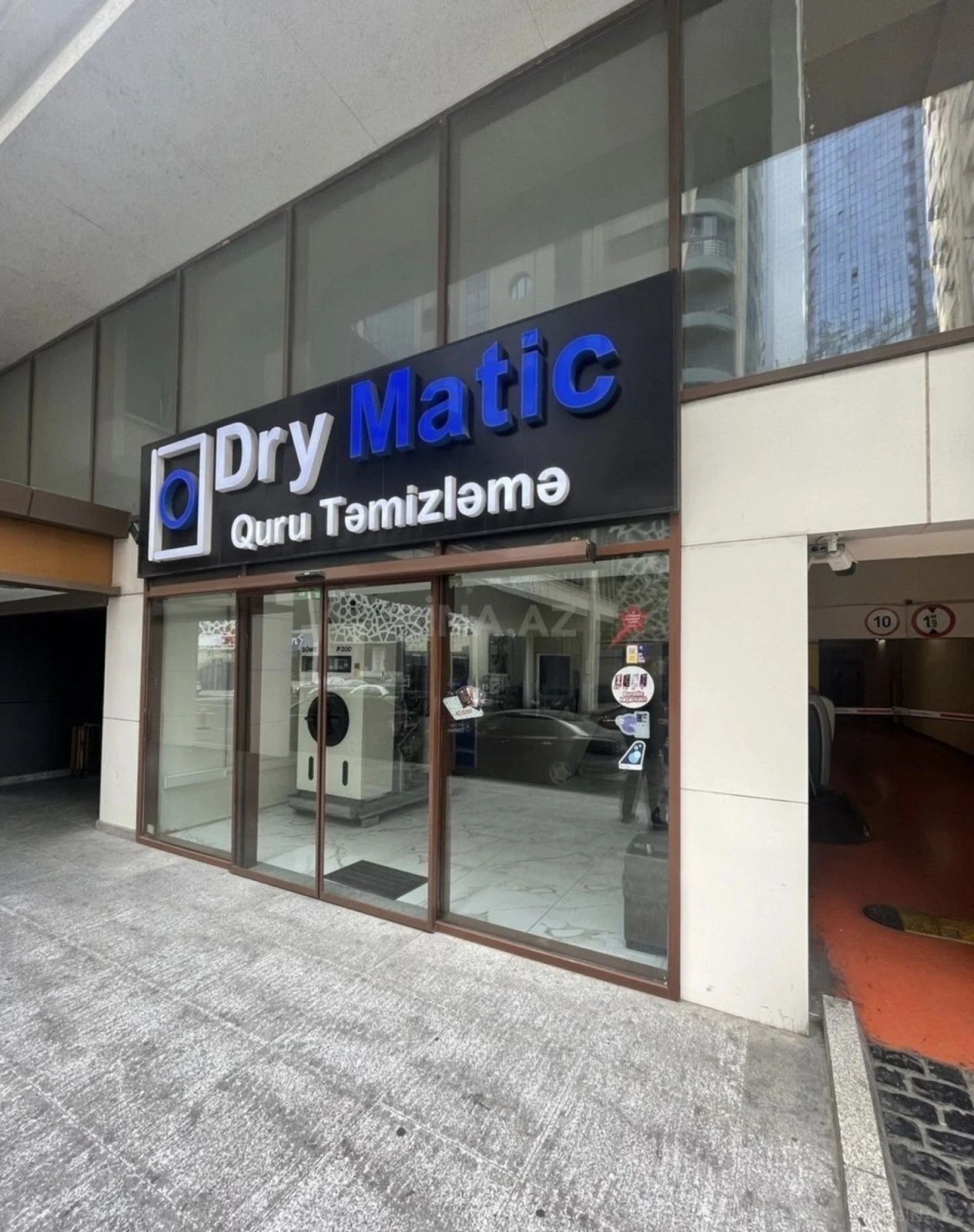 Satılır 5 otaqlı mənzil 297 m²