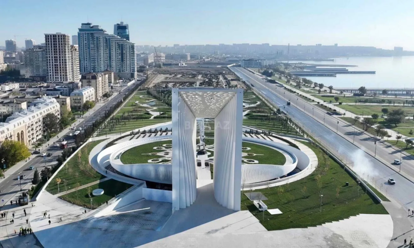 Satılır 5 otaqlı mənzil 297 m²