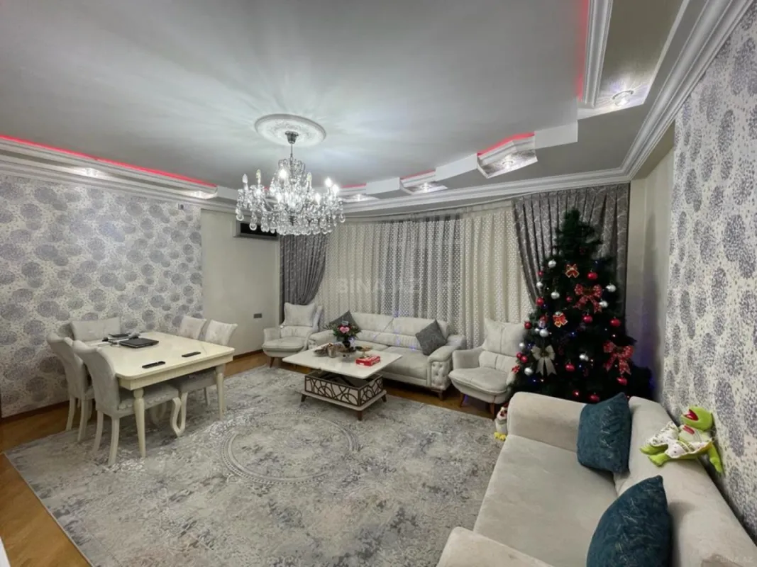 Satılır 3 otaqlı mənzil 104 m²