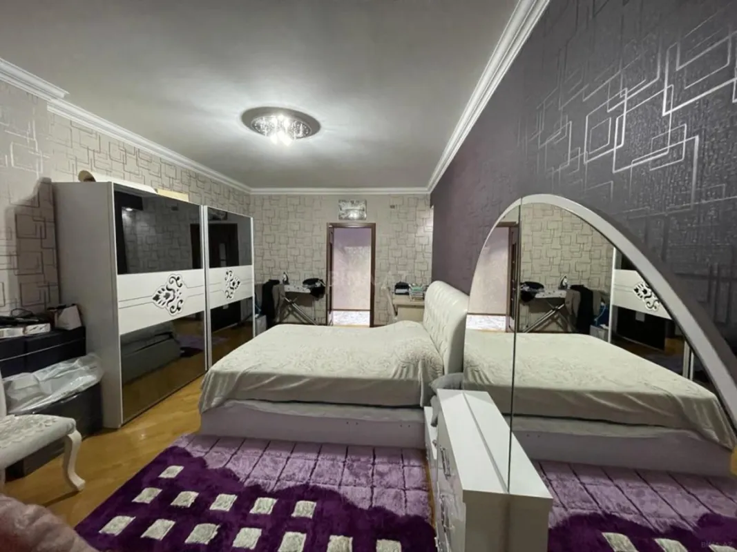 Satılır 3 otaqlı mənzil 104 m²