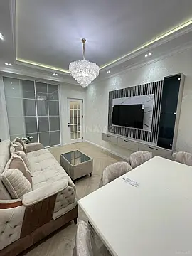 Kirayə verilir 2 otaqlı mənzil 70 m²