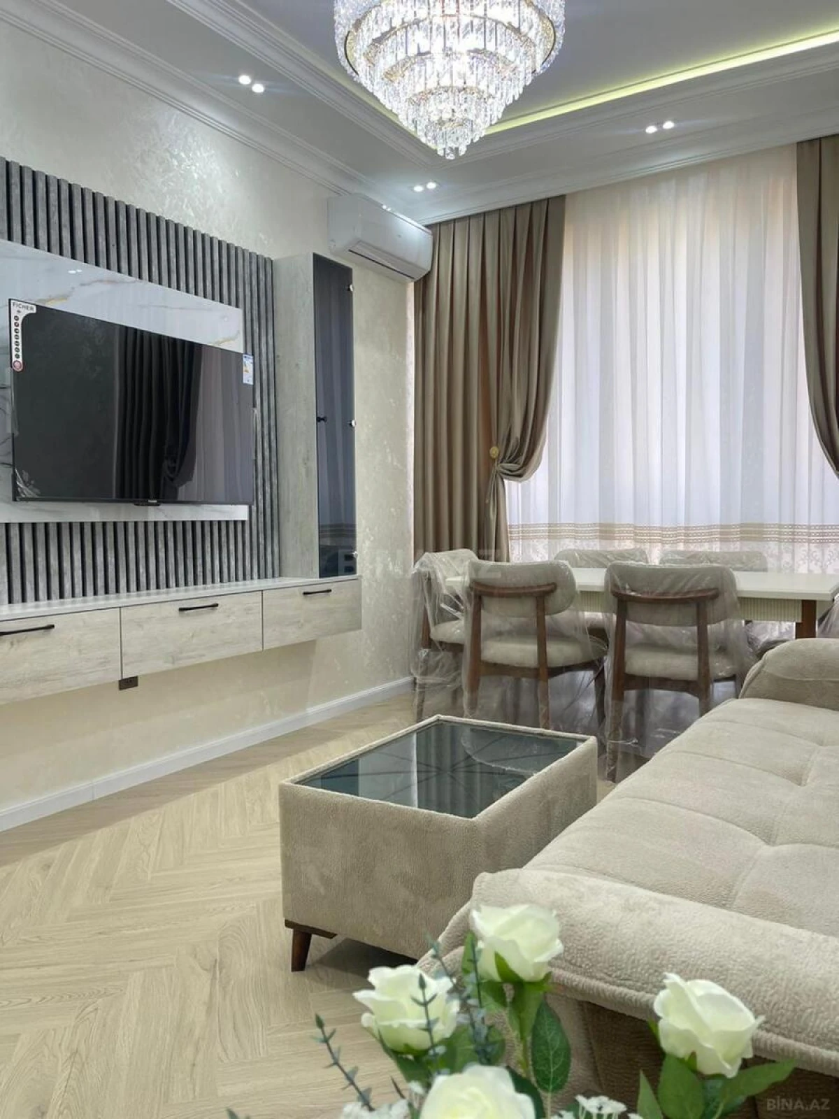 Kirayə verilir 2 otaqlı mənzil 70 m²