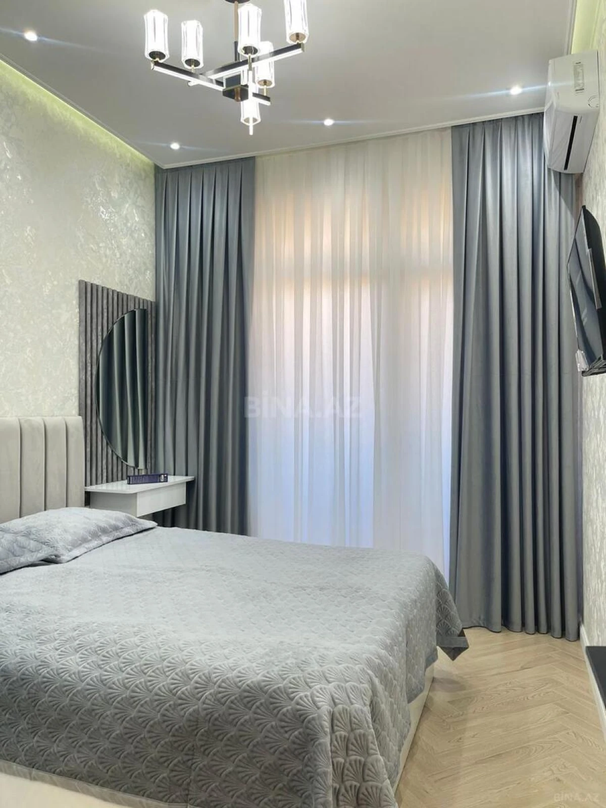 Kirayə verilir 2 otaqlı mənzil 70 m²