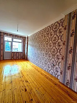 Satılır 2 otaqlı mənzil 75 m²