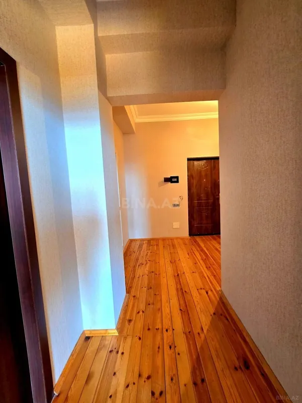 Satılır 2 otaqlı mənzil 75 m²