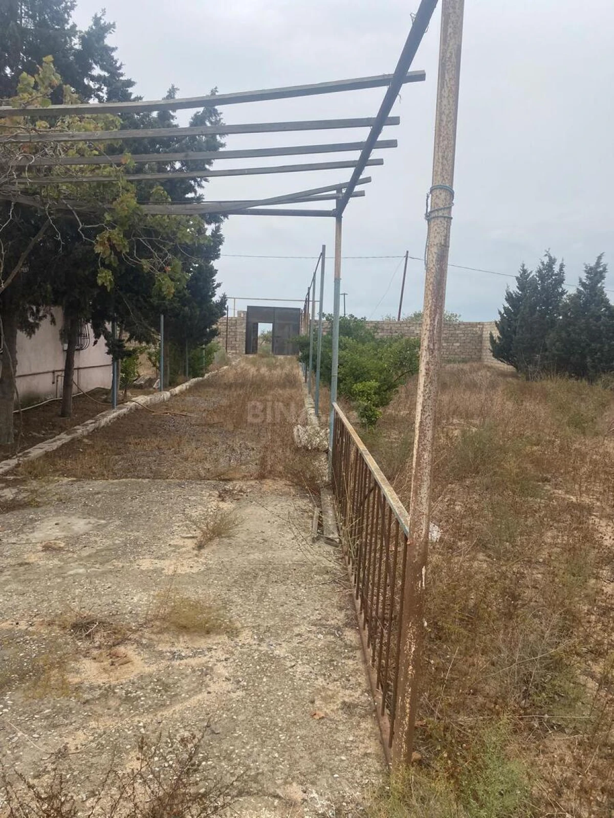 Satılır torpaq sahəsi 25 m²