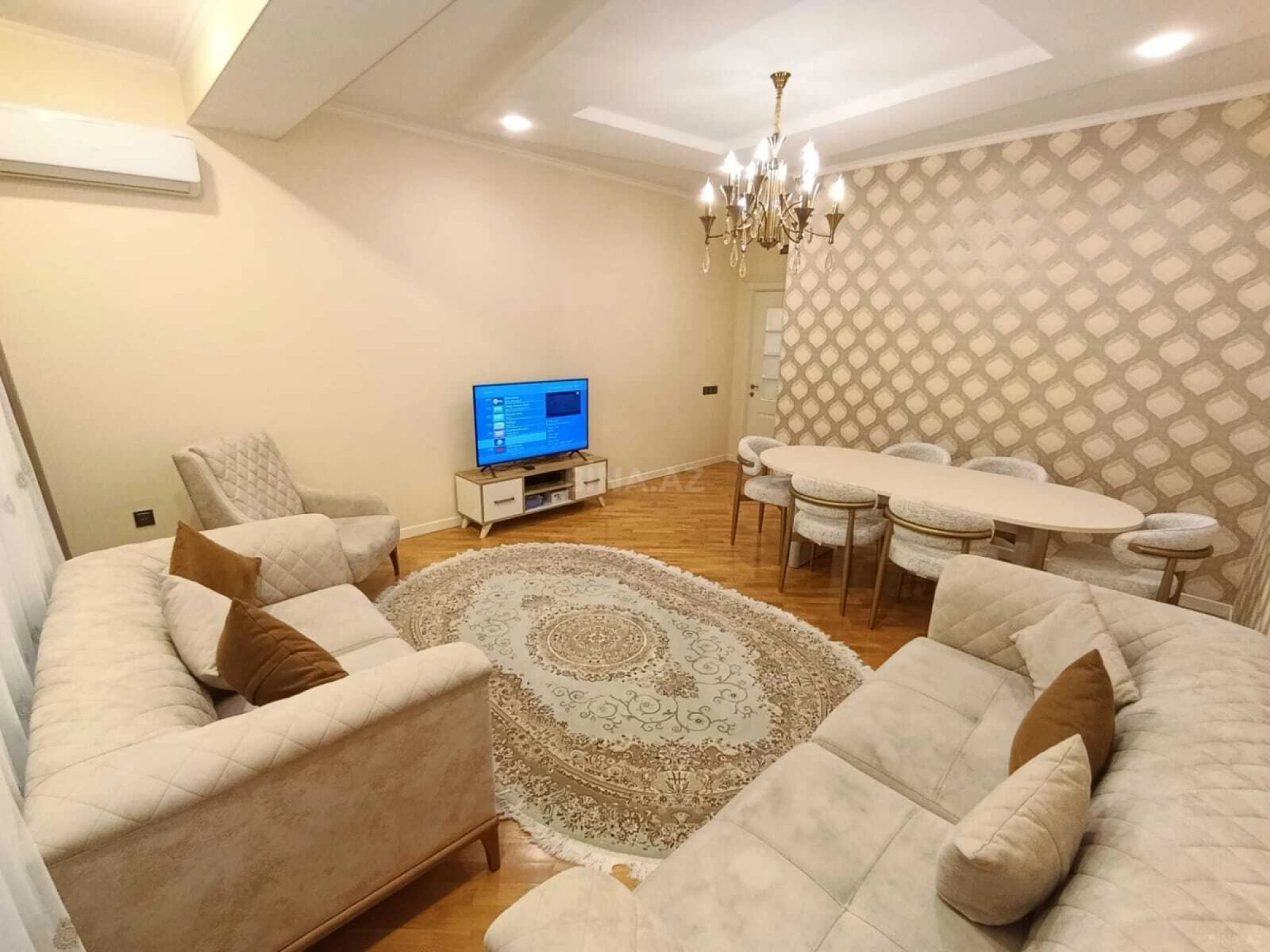 Satılır 3 otaqlı mənzil 127.4 m²