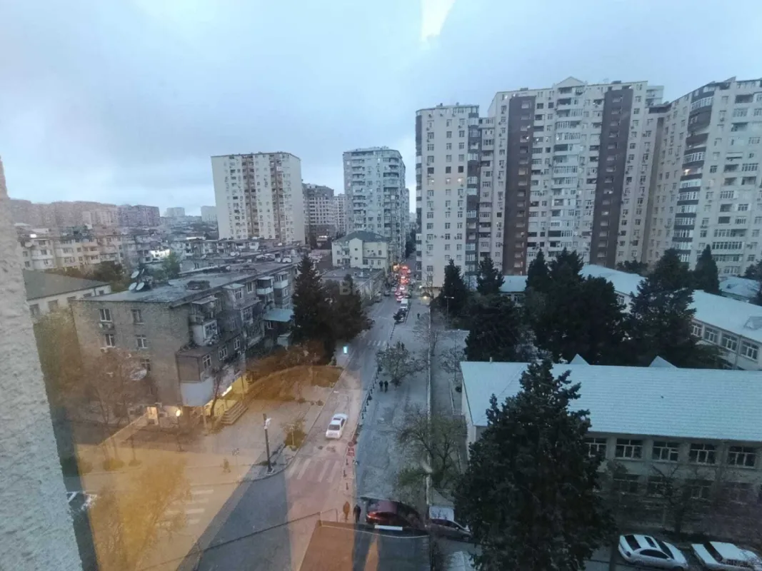 Satılır 3 otaqlı mənzil 127.4 m²