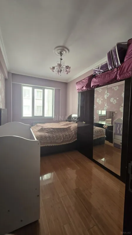 Satılır 3 otaqlı mənzil 83 m²