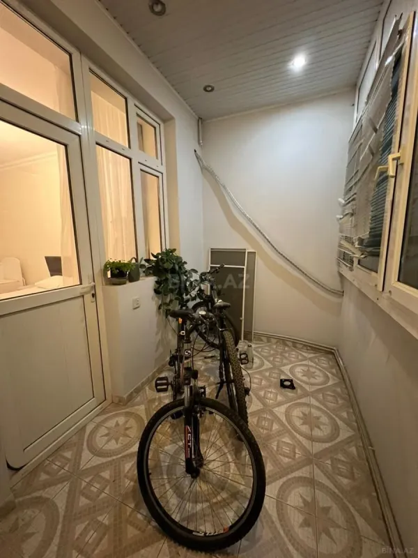 Kirayə verilir 3 otaqlı mənzil 120 m²