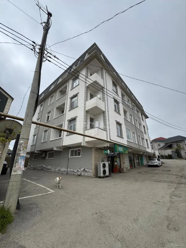 Satılır 1 otaqlı mənzil 49 m²