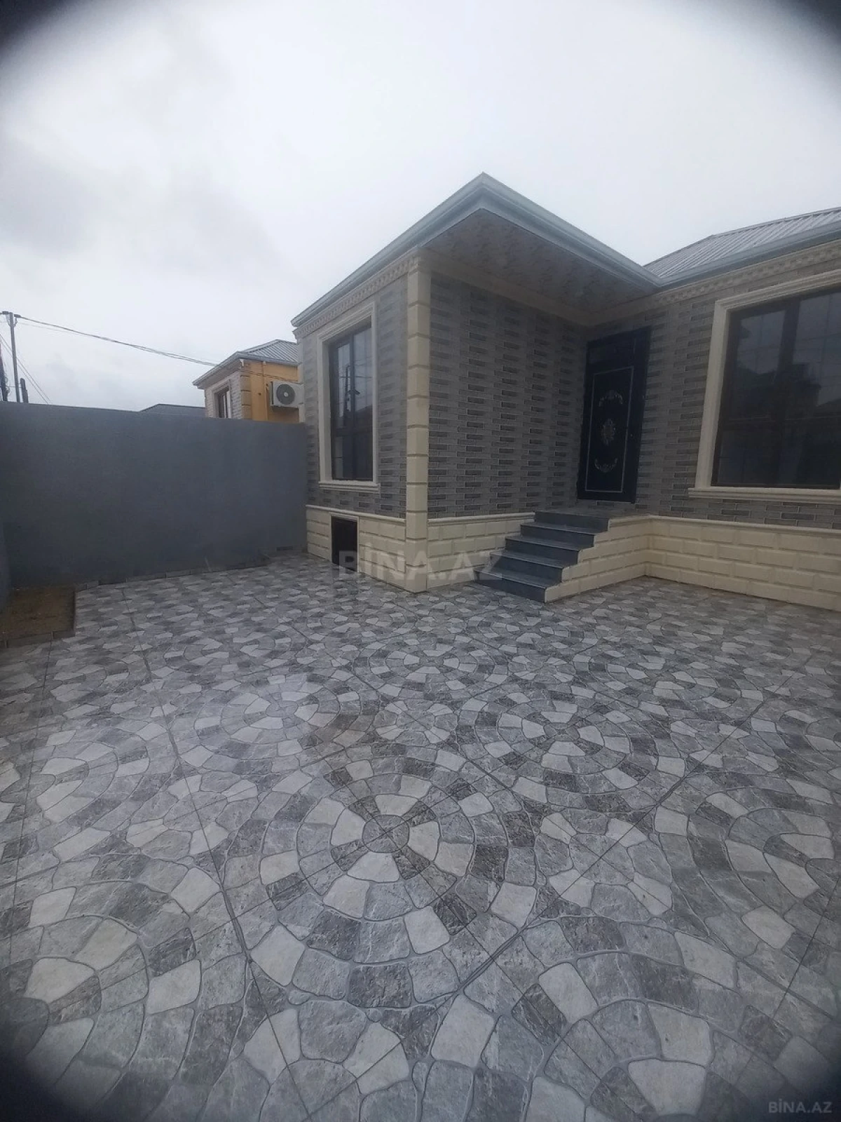 Satılır 4 otaqlı həyət evi 80 m²