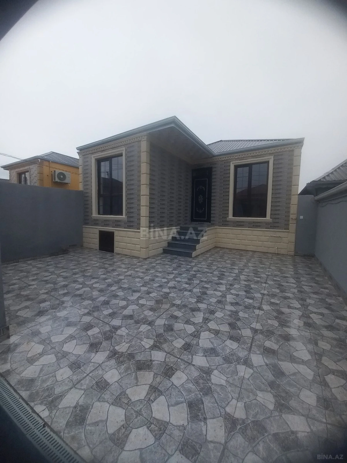 Satılır 4 otaqlı həyət evi 80 m²