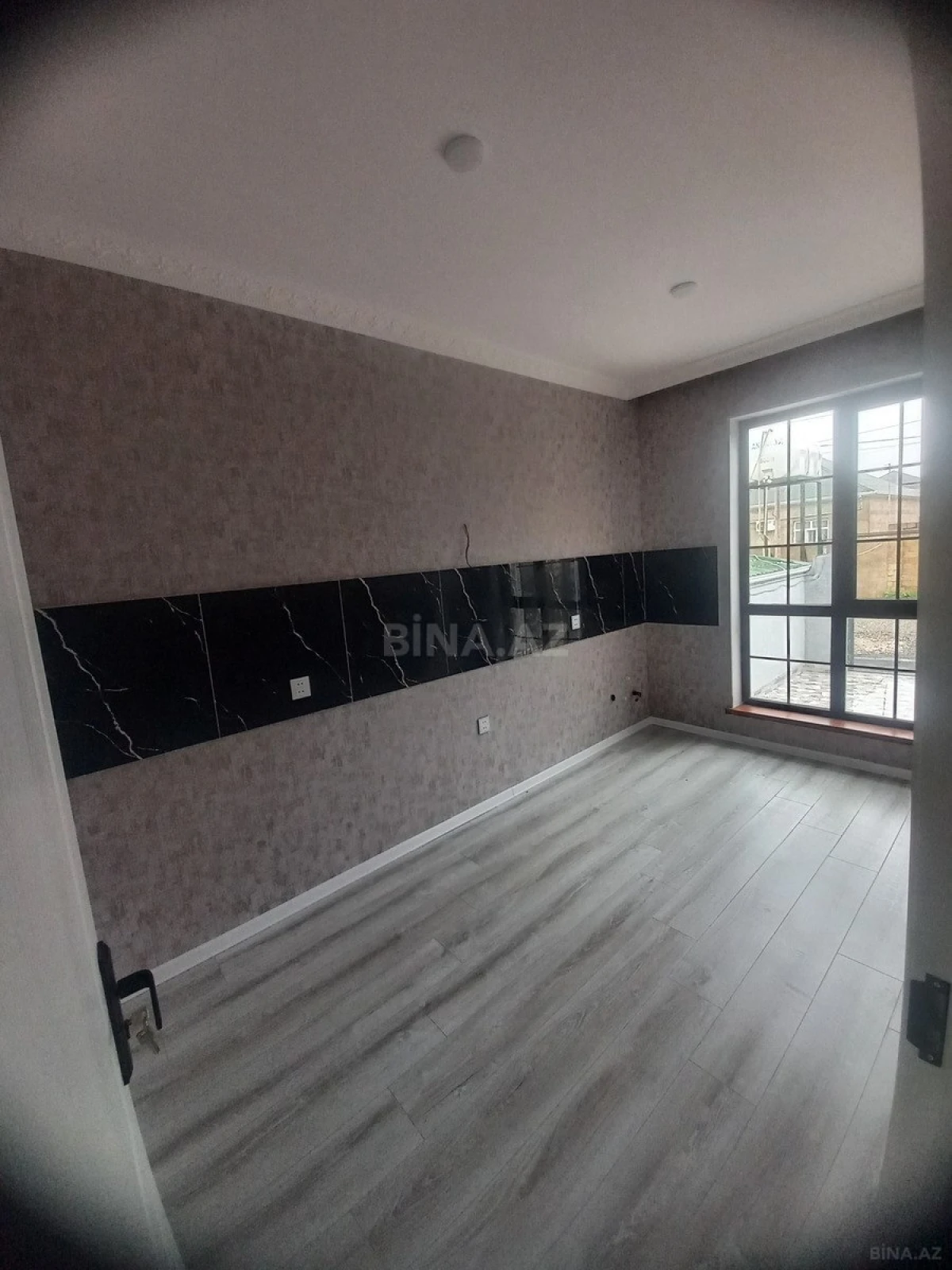 Satılır 4 otaqlı həyət evi 80 m²