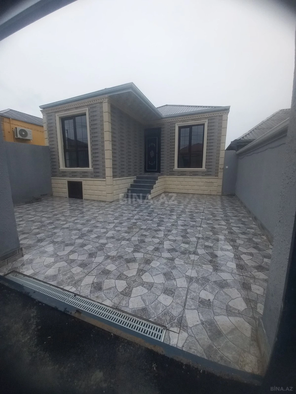 Satılır 4 otaqlı həyət evi 80 m²