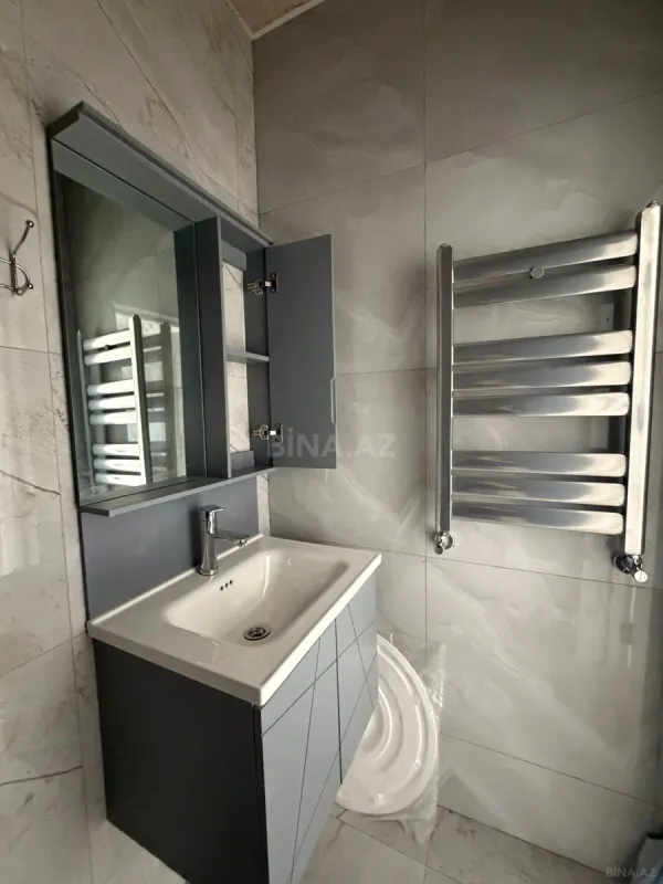 Satılır 2 otaqlı həyət evi 65 m²