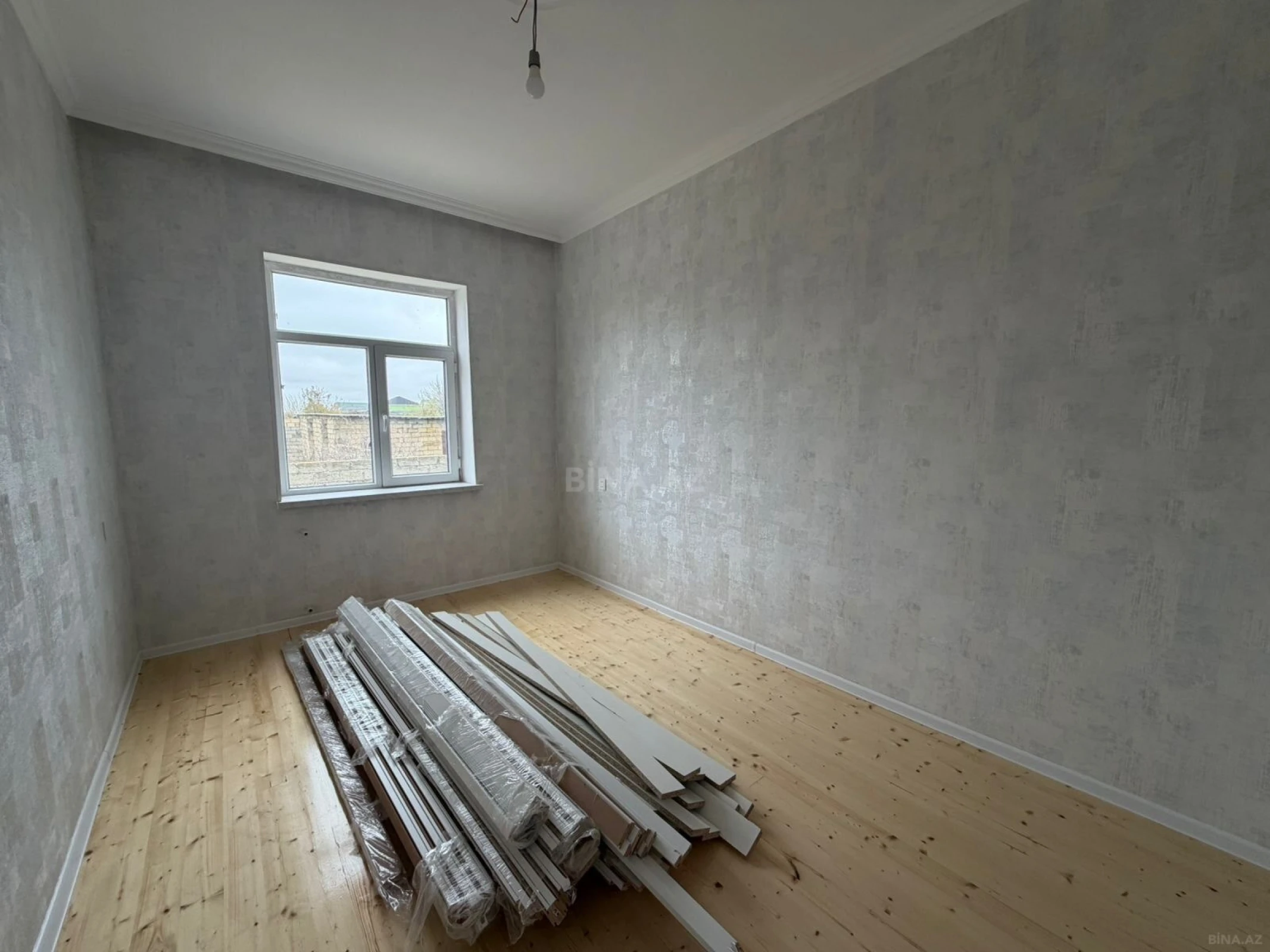Satılır 2 otaqlı həyət evi 65 m²