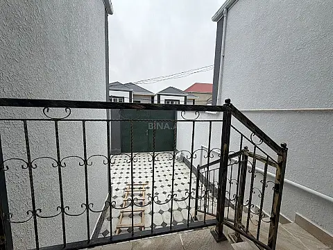 Satılır 2 otaqlı həyət evi 65 m²