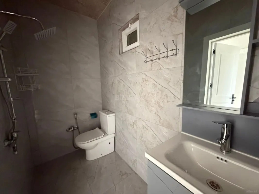Satılır 2 otaqlı həyət evi 65 m²
