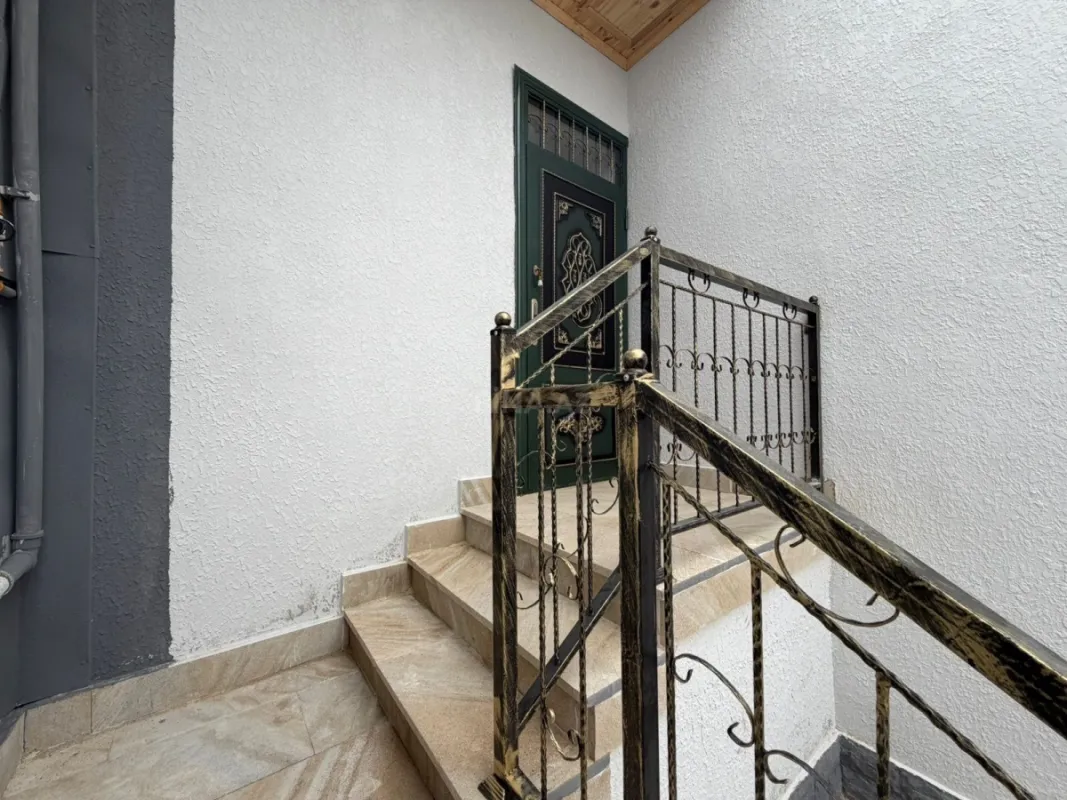 Satılır 2 otaqlı həyət evi 65 m²