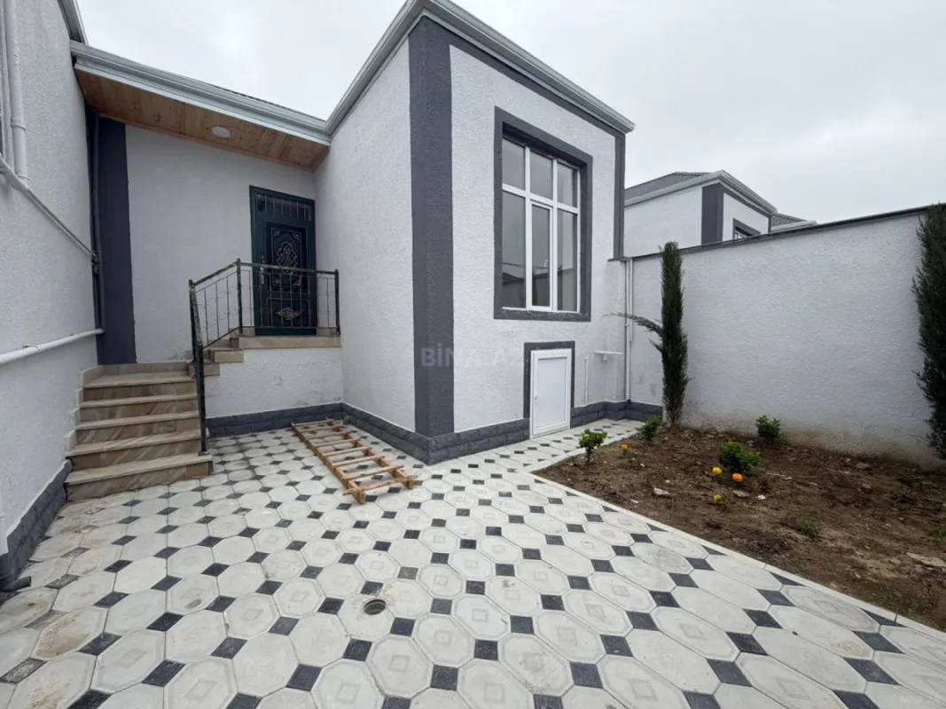 Satılır 2 otaqlı həyət evi 65 m²