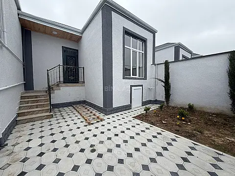 Satılır 2 otaqlı həyət evi 65 m² — Bakı 2 otaq 65.00 m²