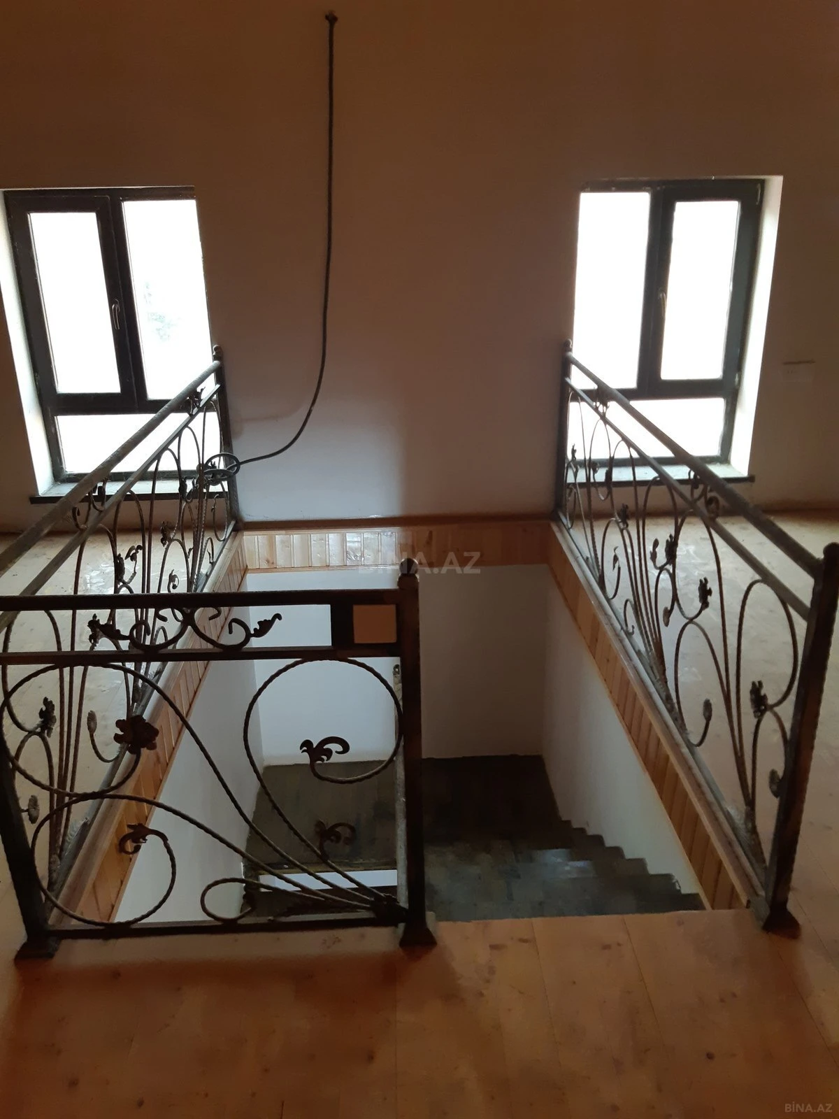 Satılır 4 otaqlı həyət evi 200 m²