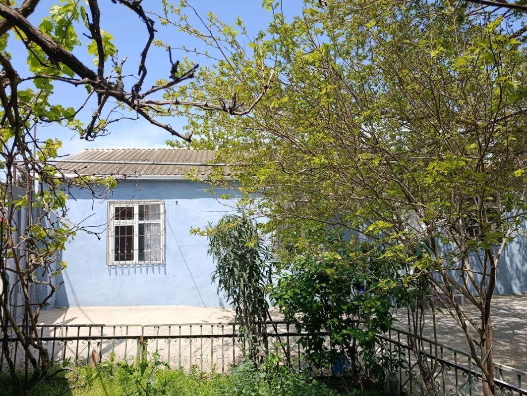 Satılır 4 otaqlı həyət evi 83 m²