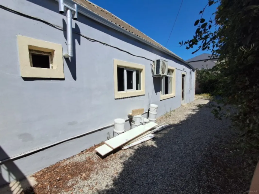 Satılır 5 otaqlı həyət evi 140 m²