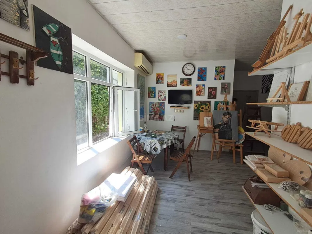 Satılır 5 otaqlı həyət evi 140 m²
