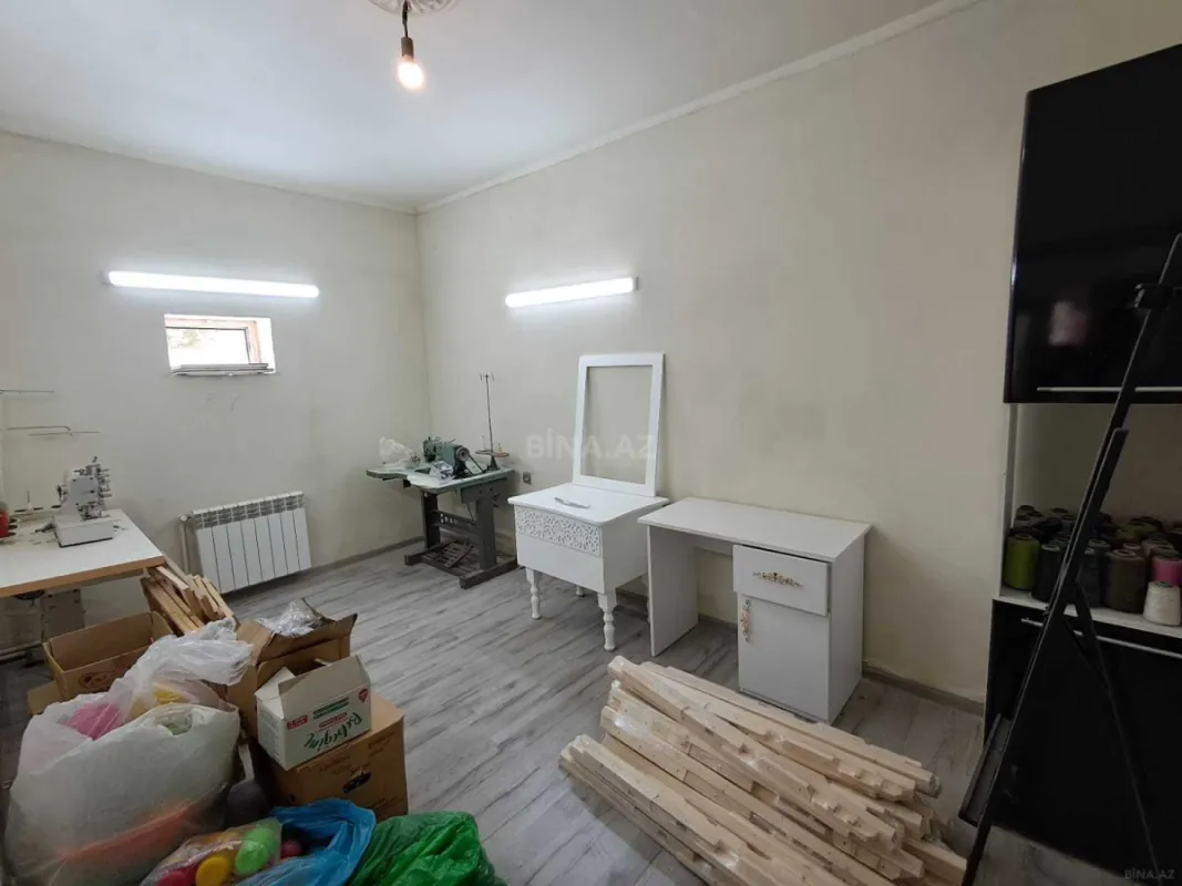 Satılır 5 otaqlı həyət evi 140 m²