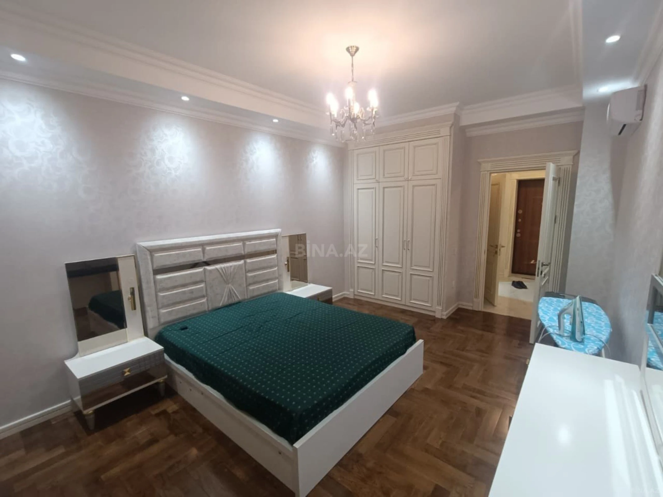 Kirayə verilir 2 otaqlı mənzil 90 m²