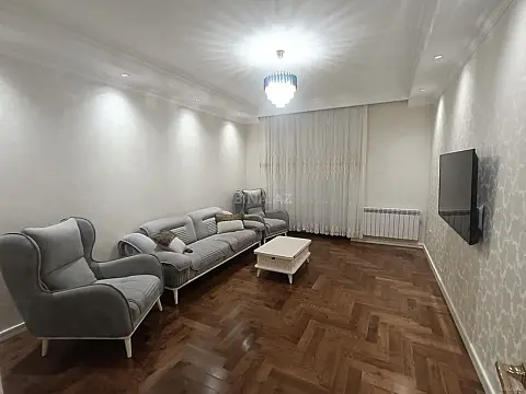 Kirayə verilir 2 otaqlı mənzil 90 m² — Bakı, Xətai 2 otaq 90.00 m²