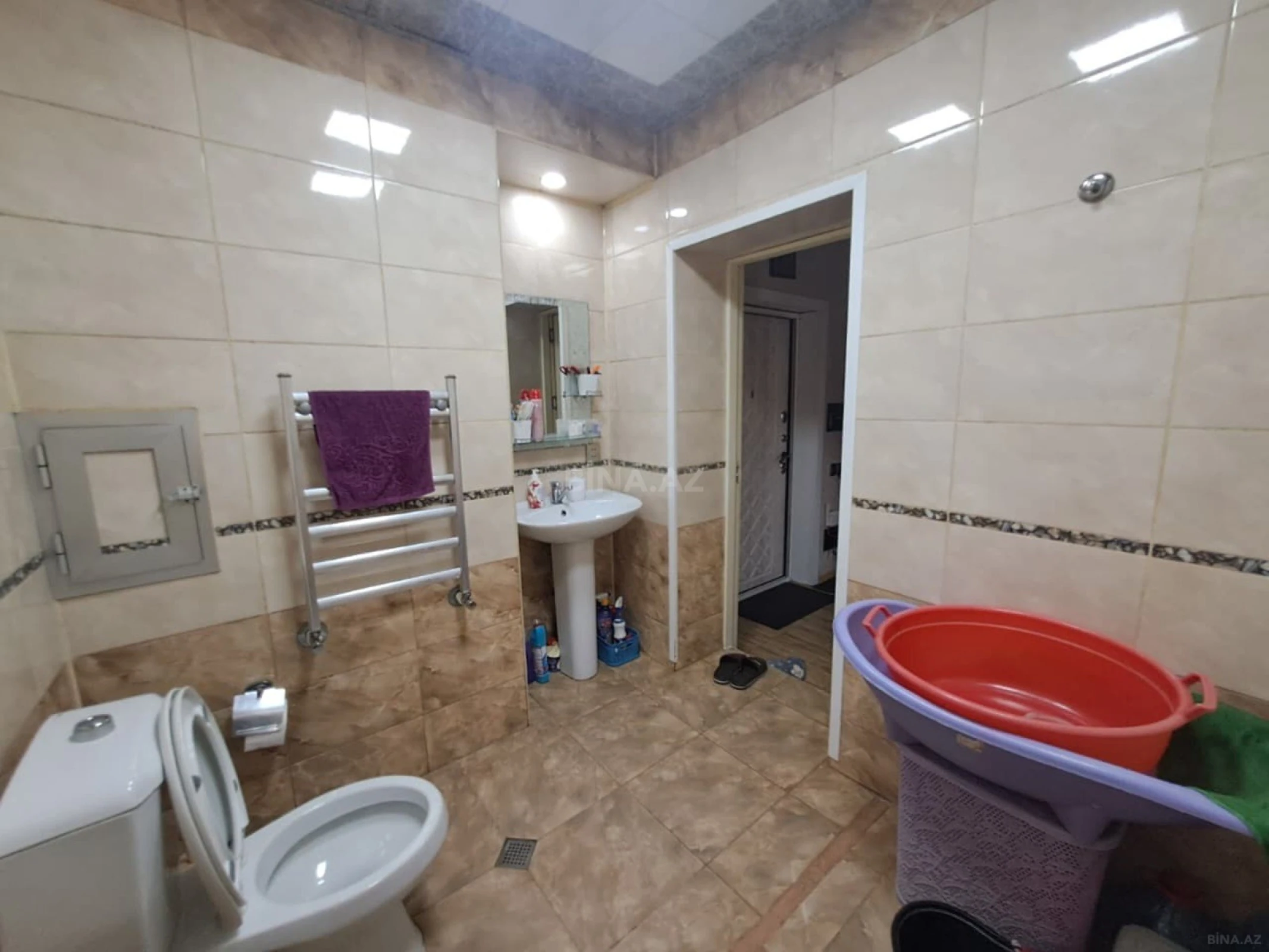 Satılır 2 otaqlı mənzil 70 m²