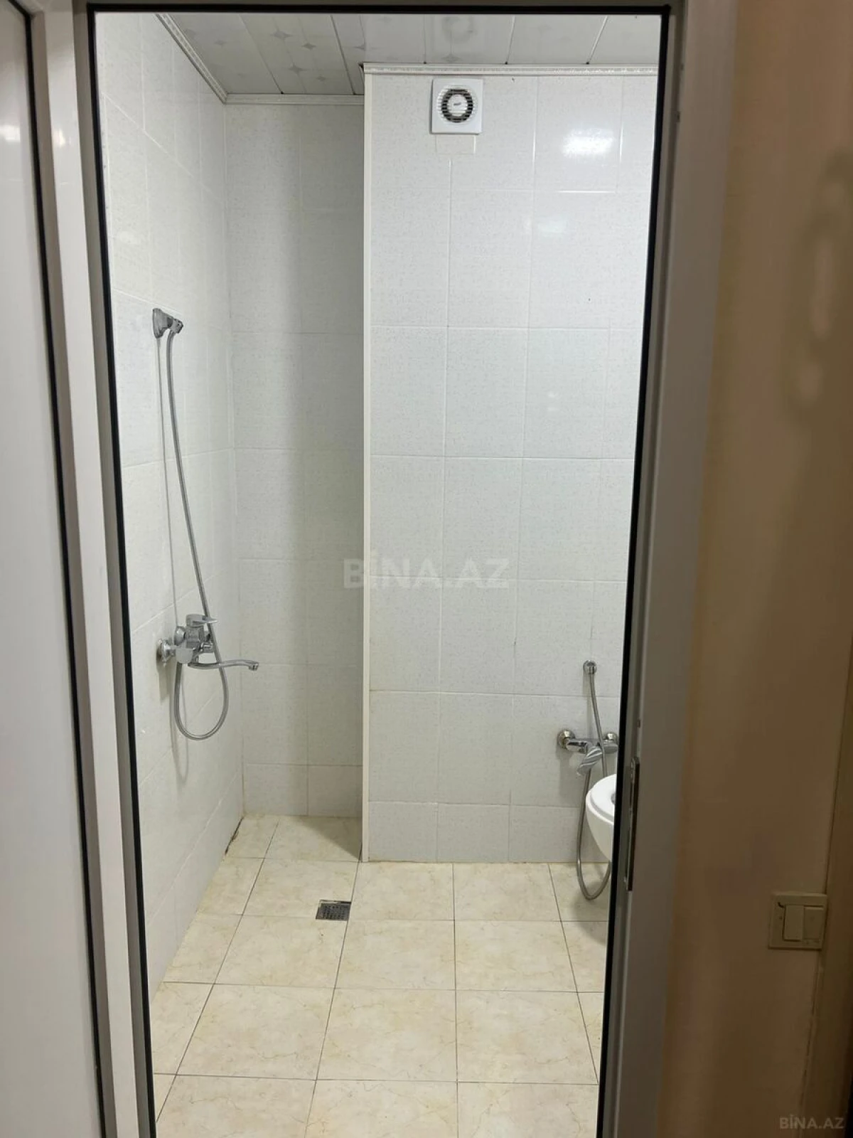 Kirayə verilir 3 otaqlı mənzil 100 m²