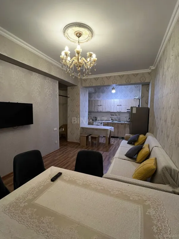 Kirayə verilir 3 otaqlı mənzil 100 m²