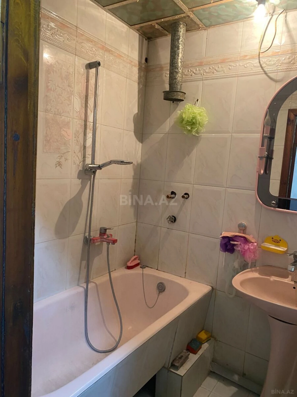 Satılır 3 otaqlı mənzil 110 m²