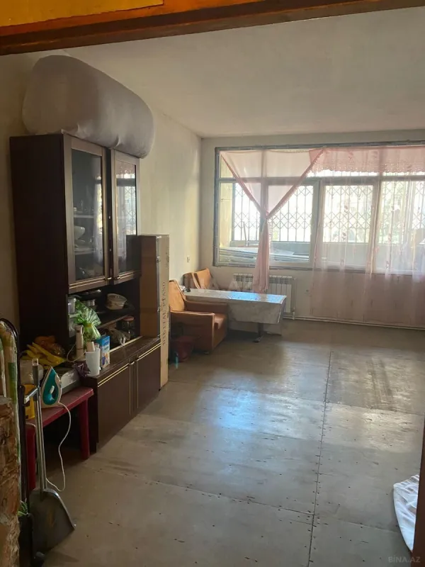 Satılır 3 otaqlı mənzil 110 m²