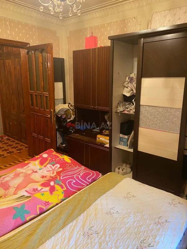 Satılır 3 otaqlı mənzil 110 m²