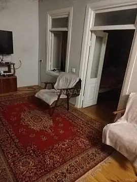 Satılır 5 otaqlı həyət evi 170 m²