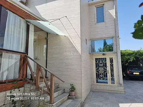 Satılır 5 otaqlı həyət evi 226 m²