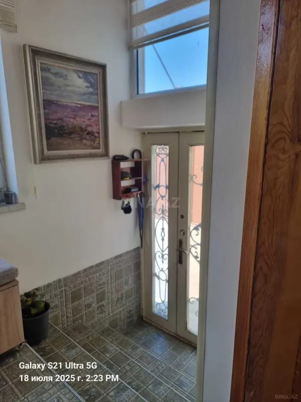 Satılır 5 otaqlı həyət evi 226 m²