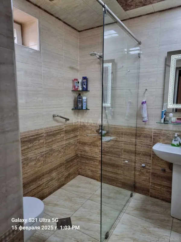 Satılır 5 otaqlı həyət evi 226 m²