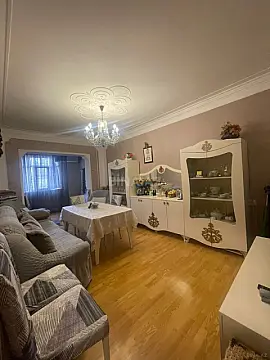 Satılır 4 otaqlı mənzil 90 m² — Bakı, Həzi Aslanov qəs. 4 otaq 90.00 m²