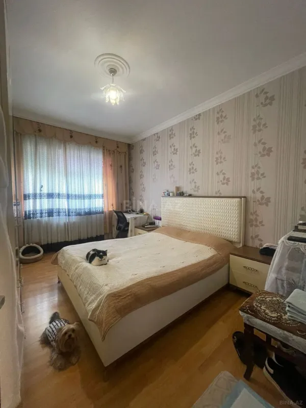 Satılır 4 otaqlı mənzil 90 m²