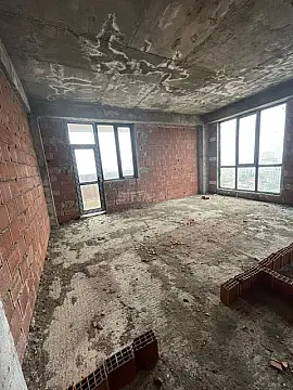 Satılır 2 otaqlı mənzil 92 m²