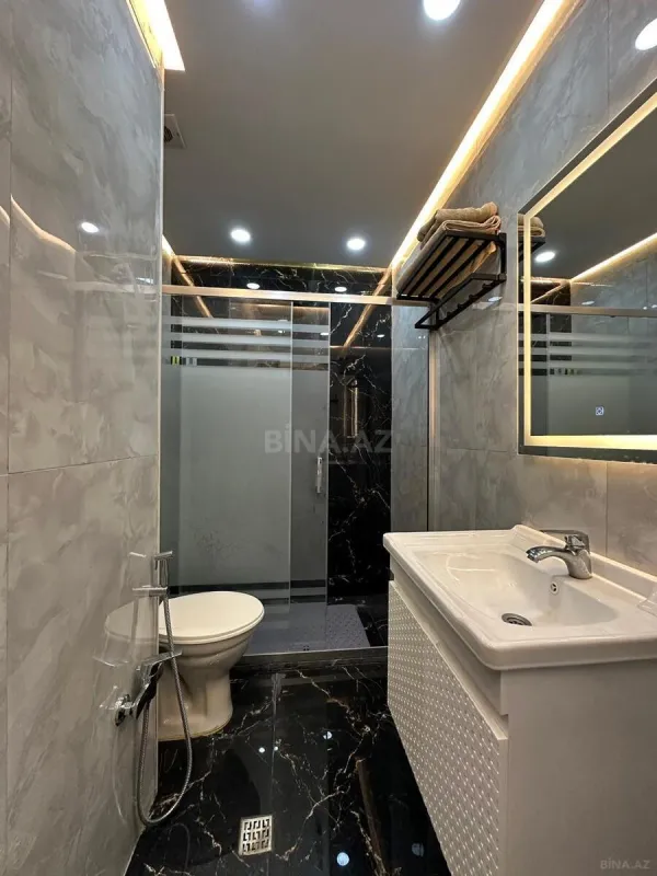 Satılır 2 otaqlı mənzil 67 m²