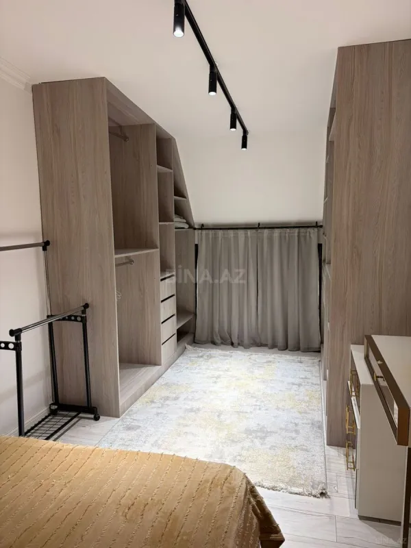 Kirayə verilir 2 otaqlı mənzil 75 m²